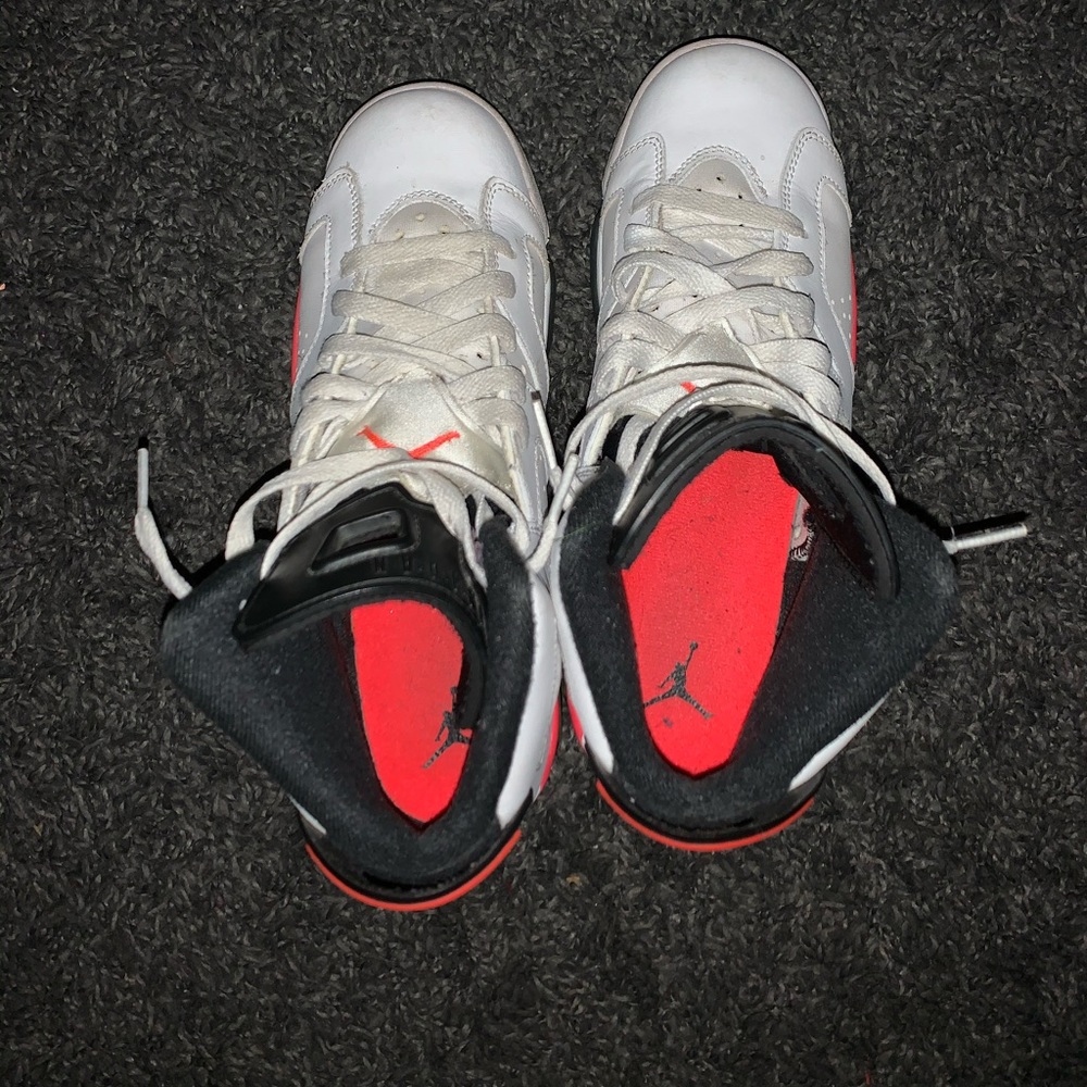 Jordan Infared 6’s - Picture 4 of 8